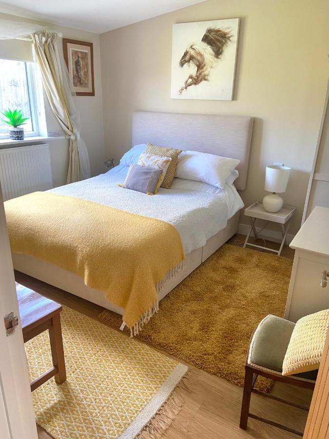 Stunning Annexe 1 Luxury Bedroom, Eating Area & Bathroom Only! ترورو المظهر الخارجي الصورة